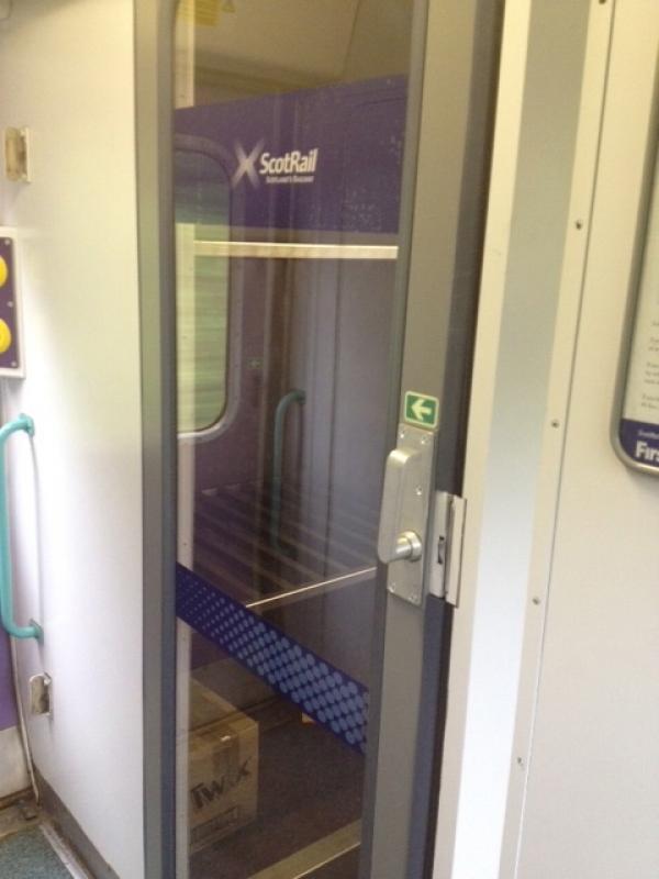Internal Doors: New internal doors being fitted to the ScotRail 156 fleet Photo of Internal Doors