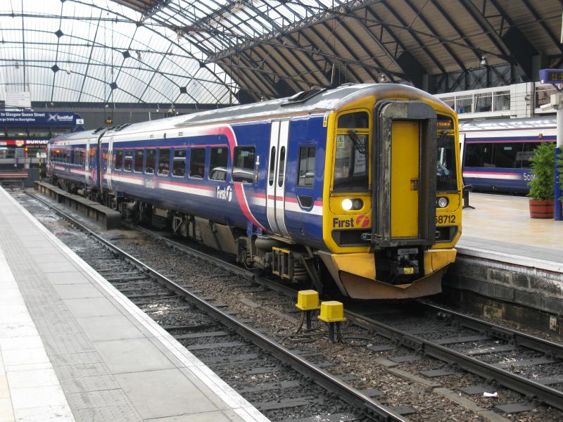 Class 158: Class 158 at Glasgow Queen Street on Saturday 19 May 2012. Photo of Class 158