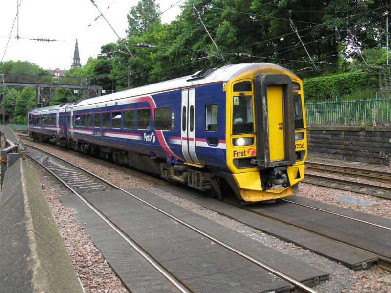 Class 158: A Class 158 passing the mound of Edinburgh Castle on its way to Edinburgh Waverley. Photo of Class 158