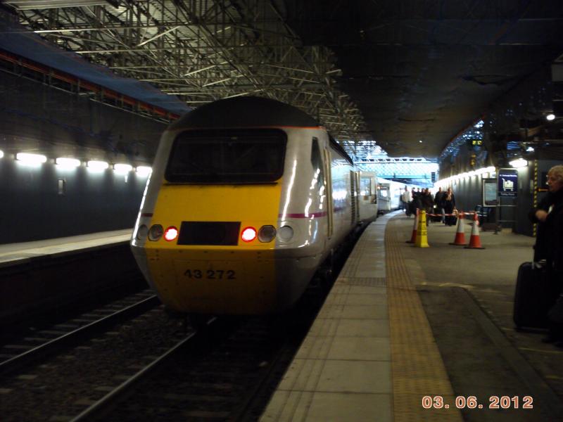 43272 in Edinburgh: 43272 with extra lights in Edinburgh waverly. 3/6/12 Photo of 43272 in Edinburgh