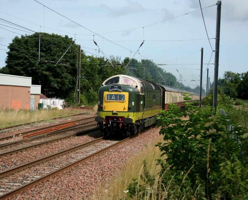 Eastcoast Racehorse: Deltic 9009 Alycidon gallops towards Prestonpans with 1Z55 London KX Edinburgh Elizabethan Railtour. Photo of Eastcoast Racehorse