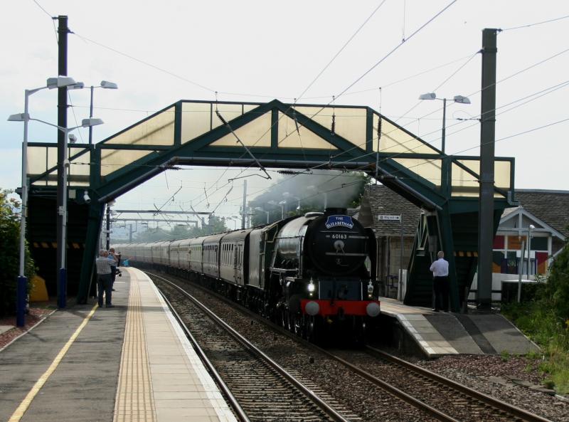 Eastcoast Whirlwind: 60163 Tornado whistles past Prestonpans on 1Z63 Edinburgh London KX Elizabethan Railtour. Photo of Eastcoast Whirlwind