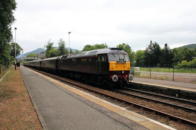 47804 Southbound on the Royal Scotsman Tour Of Britain: Dunkeld Station heading south Photo of 47804 Southbound on the Royal Scotsman Tour Of Britain