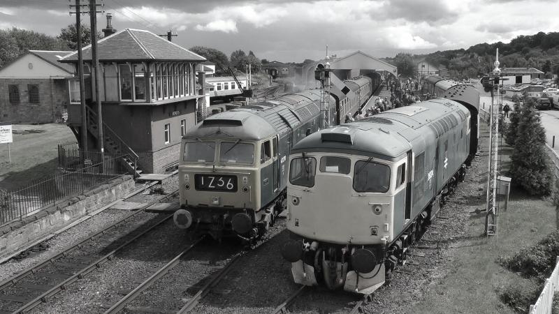 47270 & 26024 Bo'ness 1980's: Photo of 47270 & 26024 Bo'ness 1980's