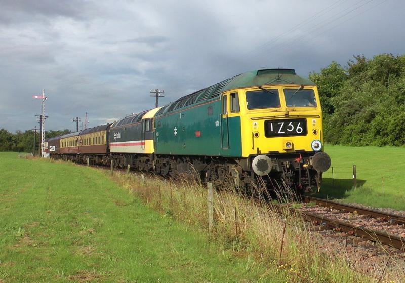 47270 & 47643 depart Bo'ness 28/07/12: Photo of 47270 & 47643 depart Bo'ness 28/07/12