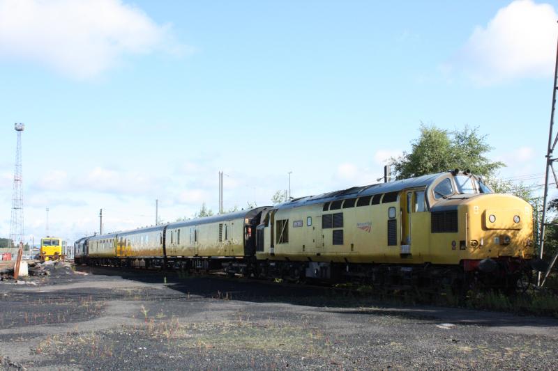 97304 in Mossend Yard Sidings on 7th August 2012: Photo of 97304 in Mossend Yard Sidings on 7th August 2012