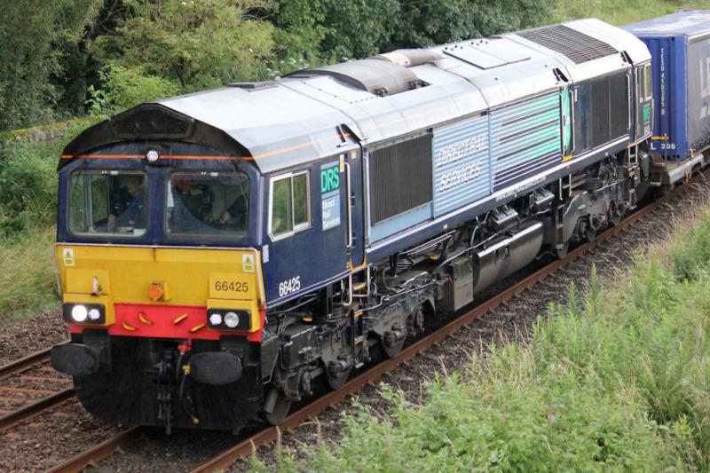 Inverness-Mossend-Monday: 66425 - Luncarty Photo of Inverness-Mossend-Monday