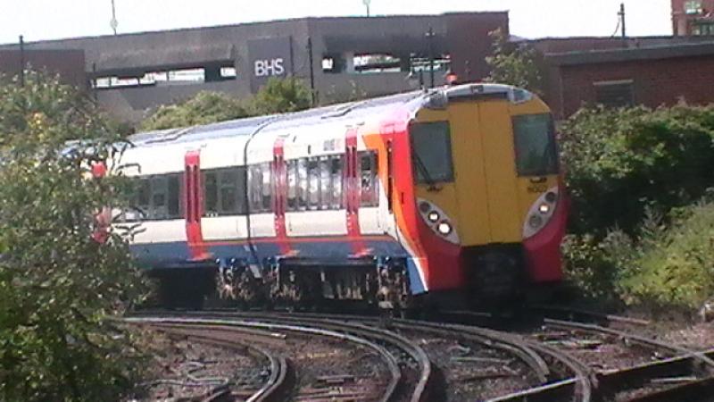 Making An Approach Class 458: 458007 Approaches Staines With A Service To Waterloo Photo of Making An Approach Class 458