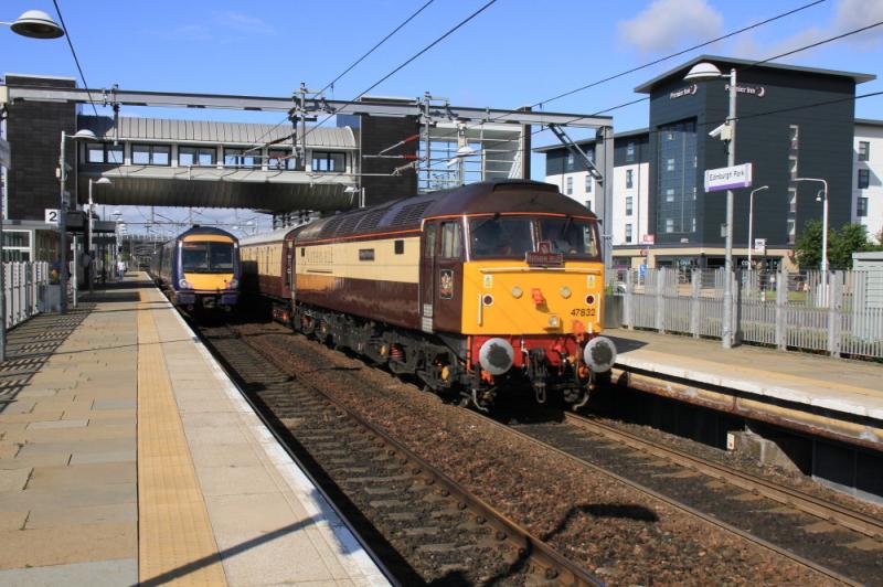 Northern Belle Ecs again: 47832 leading the 06.58 Carlisle to Edinburgh passing 170394 in Edinburgh Park Stn on 20/08/2012 I nearly got no photo, 170394 was 2 mins late on a Dunblane Photo of Northern Belle Ecs again