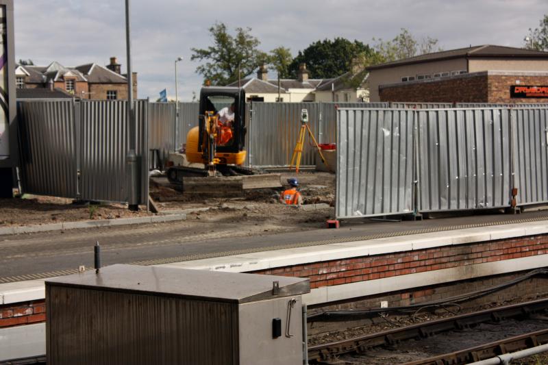 bridge works at perth (2): close up of the works on platform 2/3. Photo of bridge works at perth (2)
