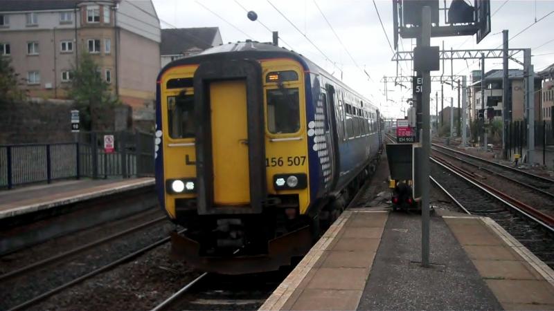 156 507: Scotrail 156 507 arrives at Haymarket on a Glasgow Central to Edinburgh service Photo of 156 507
