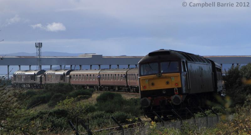 1Z26 Hunterston Tracker: 37685 & 37516 lead 1Z26 into Hunterston with 47804 on rear (13/10/12) Photo of 1Z26 Hunterston Tracker