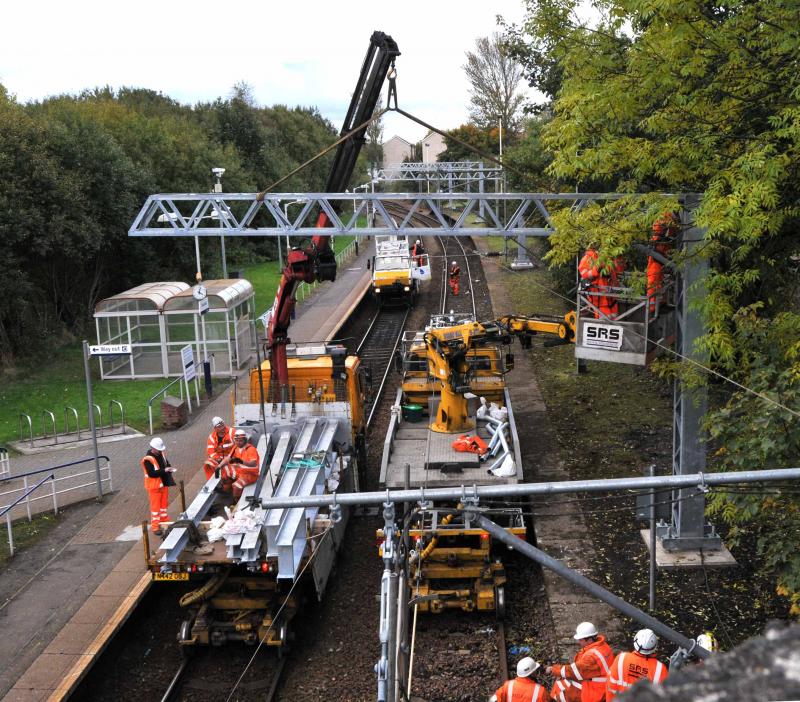 Photo of Corkerhill Station Gantry Final Fixing