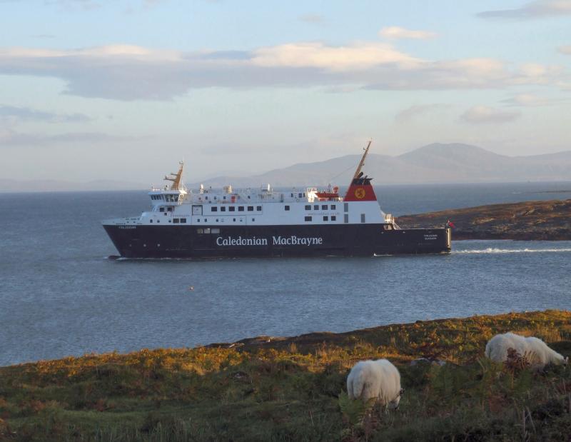 Binwagon, err, Finlaggan, leaves Colonsay for Islay.: Binwagon, err, Finlaggan, leaves Colonsay for Islay, uploaded just for TC! Photo of Binwagon, err, Finlaggan, leaves Colonsay for Islay.