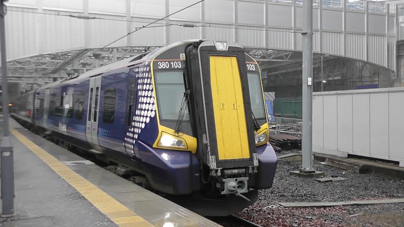 Photo of 380103 at Edinburgh Waverley