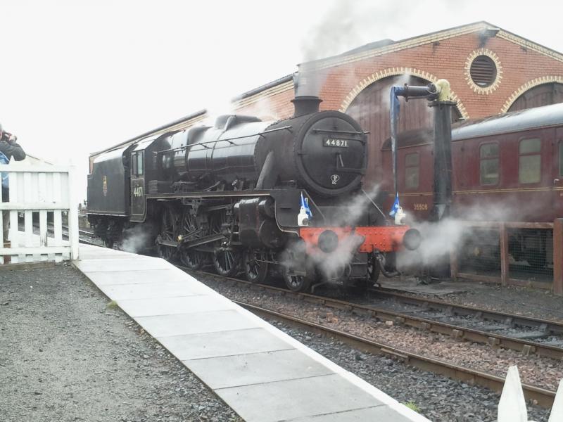 black 5 @ Bo'ness 28/10/12: 44871 sits by water tower at Bo'ness station Photo of black 5 @ Bo'ness 28/10/12