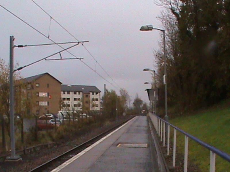 Photo of Wires Up At Paisley Canal