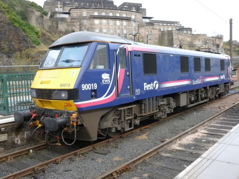 90019: 90019 Edinurgh Photo of 90019