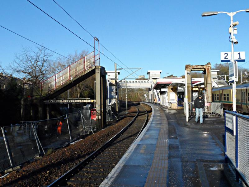 Hyndland footbridge removed: What's left of Hyndland footbridge (Sat 1st Dec 12) Photo of Hyndland footbridge removed