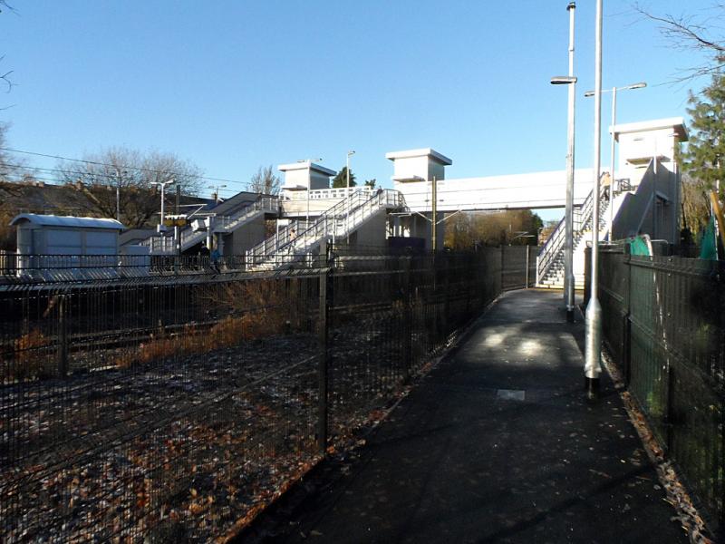 Hyndland's New footbridge and lifts: (lifts not operational yet) Photo of Hyndland's New footbridge and lifts