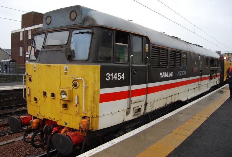 31454 at lanark: 31454 at lanark on the 25/1/08 on the test train Photo of 31454 at lanark