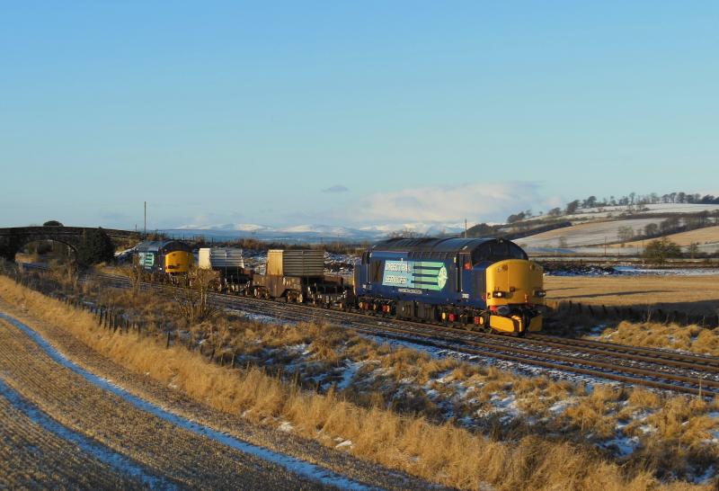 37602 37609 6S99 Carlisle Kingmoor to Georgemas Junction 05/12/12:
Passing Forteviot with a light dusting of frozen snow slowly melting in the sunlight on the ground Photo of 37602 37609 6S99 Carlisle Kingmoor to Georgemas Junction 05/12/12