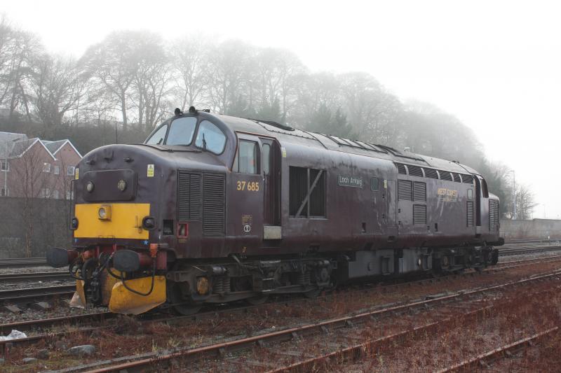 37685 - Inverness Millburn Yard: Photo of 37685 - Inverness Millburn Yard