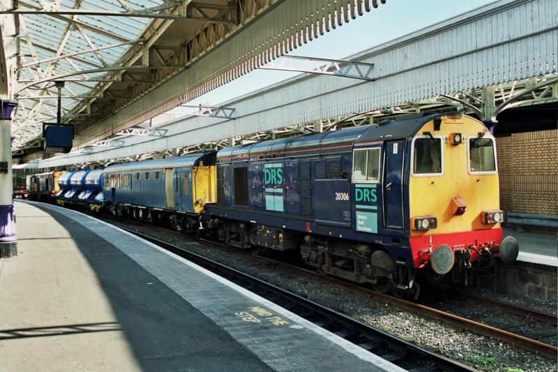 Photo of 20306 and 20309 6Z06 Aberdeen - Carstairs in Aberdeen station