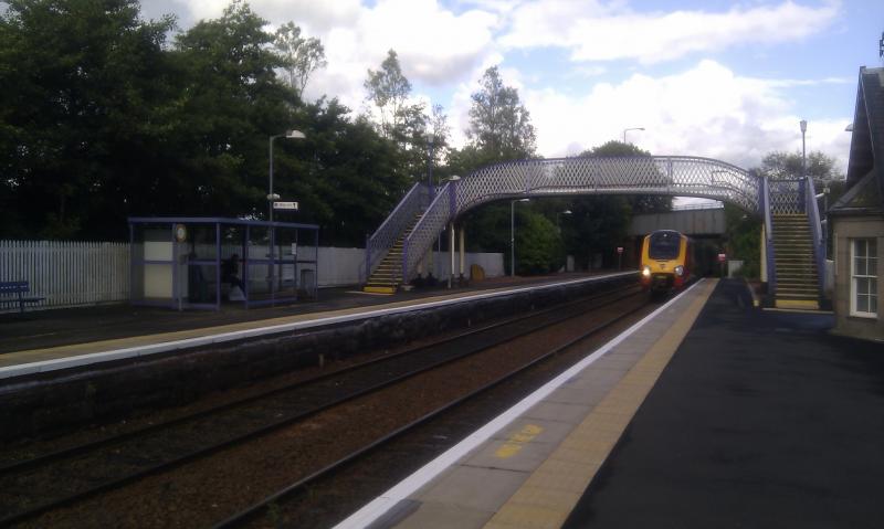 Super Voyager: A super voyager passing West Calder . On the way to Glasgow Central. Taken 21.08.12 1641 Photo of Super Voyager