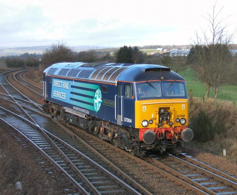 Photo of 57304 on 0T59 Motherwell - Grangemouth Junction.