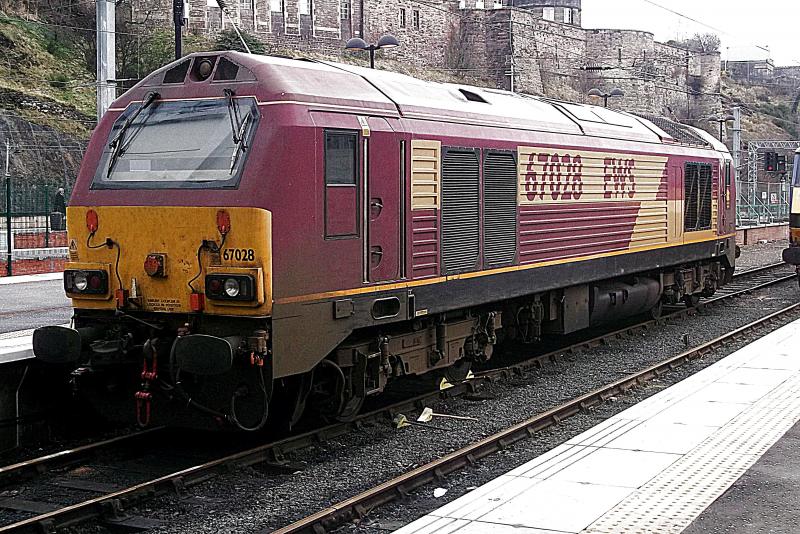 67028 at Edinburgh Waverley: Parked in the previous Motorail bay at Edinburgh Waverley, is Thunderbird 67028 on Saturday 16th February 2013. Photo of 67028 at Edinburgh Waverley