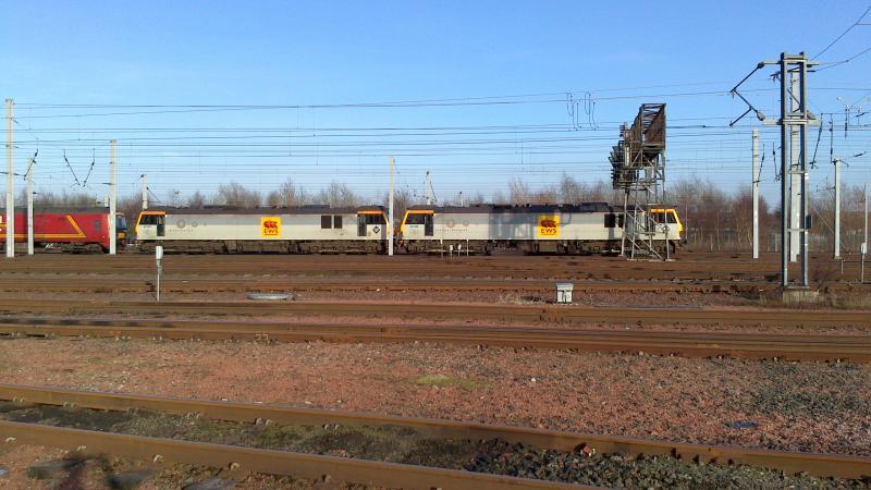 Photo of 92003 & 92039 at Mossend Yard