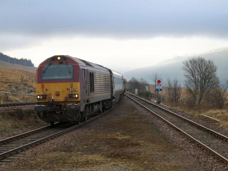 67004 arrives at Bridge of Orchy with 1Y11 for Fort William.: 67004 arrives at Bridge of Orchy with 1Y11 for Fort William. Photo of 67004 arrives at Bridge of Orchy with 1Y11 for Fort William.