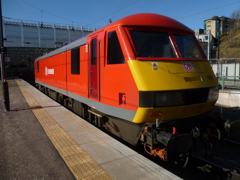90029: 90029, either they ran out of paint or a replacement door
;o) Photo of 90029