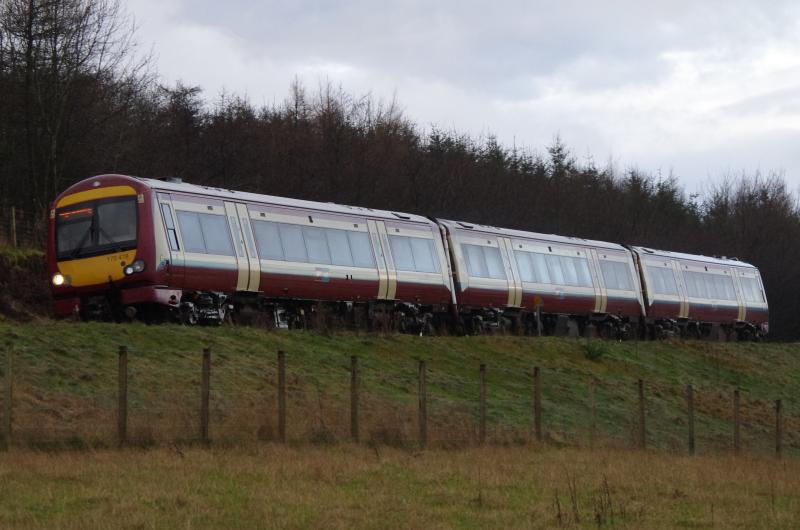 170476: 170476 in SPT livery at Whitecross. 29,12,2011 Photo of 170476