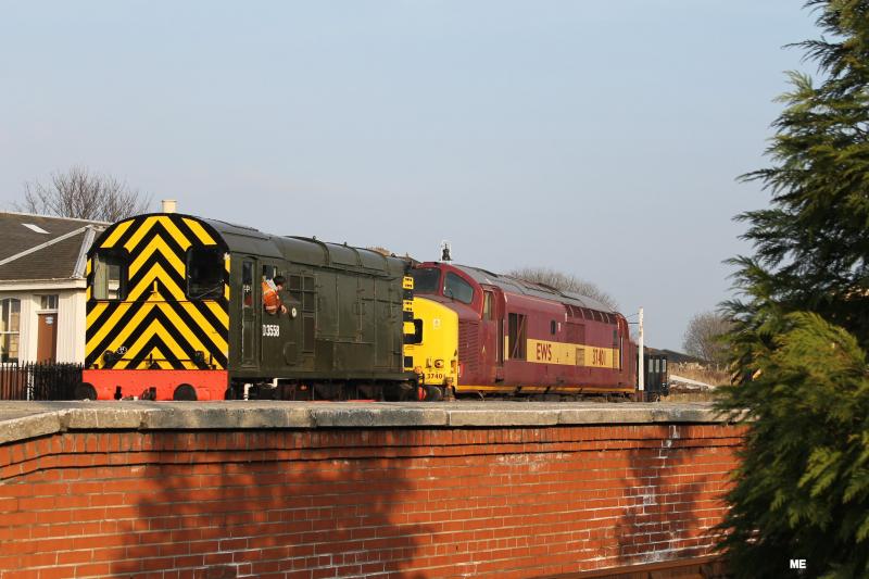 Photo of 37401 arrives at Bo'ness 050313