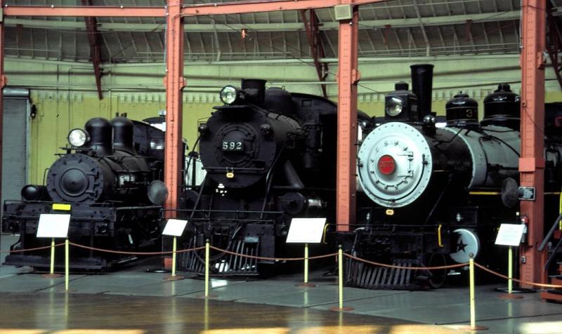 B and O museum: Inside the round house. Photo of B and O museum