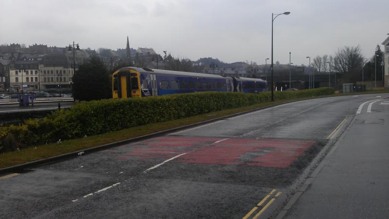 158786 : 158786 at Stirling (platform 10) with a service for glasgow queen street. Photo of 158786