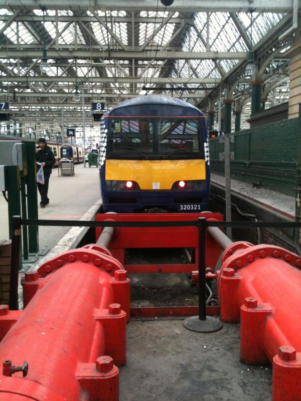320 in GLC high level: Photo of 320 in GLC high level