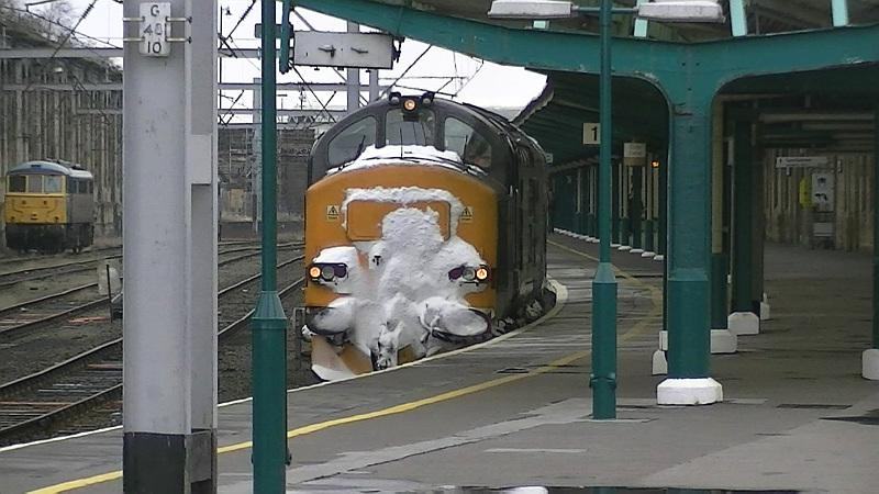 The Abominable Tractor! - scene 4: 37218 at platform 1 with Photo of The Abominable Tractor! - scene 4