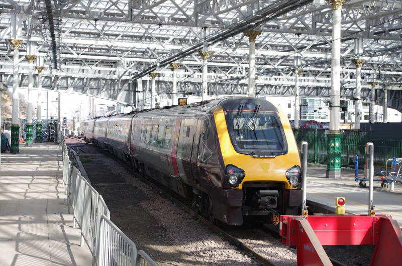 220022: 220022 30 March 2013. 1508 Edinburgh Waverly to Plymouth service. Photo of 220022