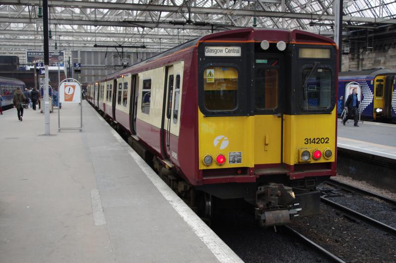 314202: 314202 at Glasgow Central. 25 March 2013. Photo of 314202