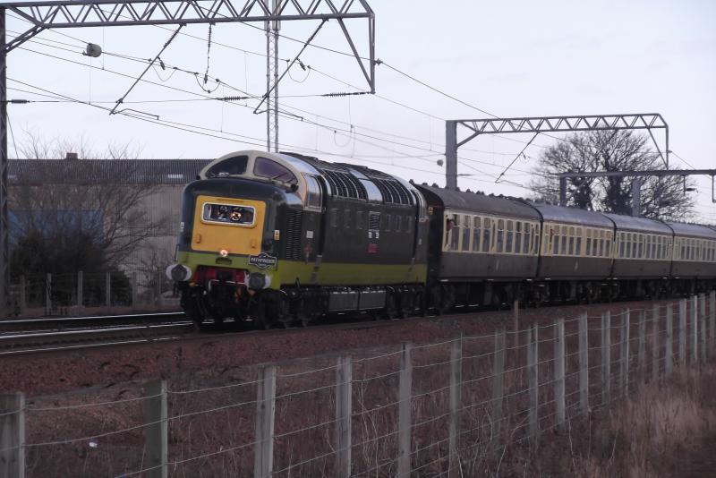 D9009 'Alycidon' at Prestonpants: Deltic in full crud at Prestonpans on 1Z55 Crewe - Edinburgh 'The Eidyn Burgh Scot' on Saturday 6th April 2013. Photo of D9009 'Alycidon' at Prestonpants