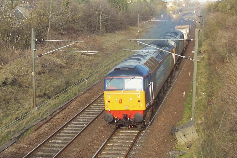 57010 37608 6M50 160413 Kirknewton: Photo of 57010 37608 6M50 160413 Kirknewton