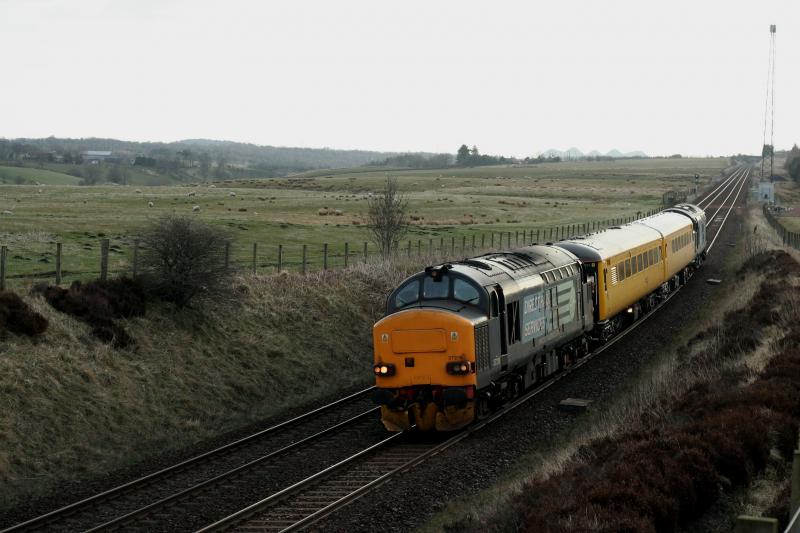 1Q23 (pt.2): 37218 (37605dor)returns from Mid Calder Jct U.G.L.on the return 1Q23 Mossend--Mossend via The World Photo of 1Q23 (pt.2)