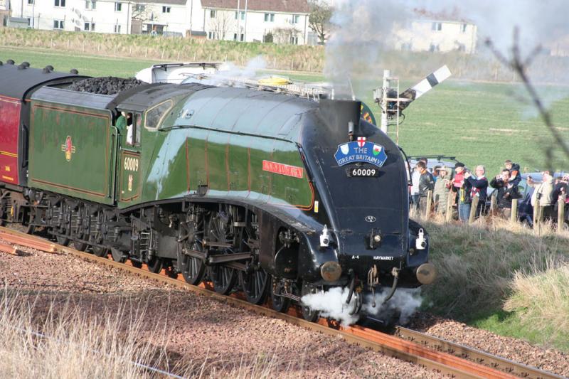 Union of South Africa 60009 at Leuchars: Union of South Africa moving off from Leuchars after water replenishment at 1821hrs 24-4-2013 Photo of Union of South Africa 60009 at Leuchars