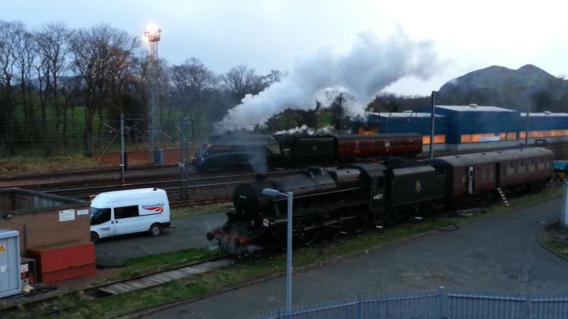 60009 & 44871 @ Craigentinny: A4 60009 Photo of 60009 & 44871 @ Craigentinny