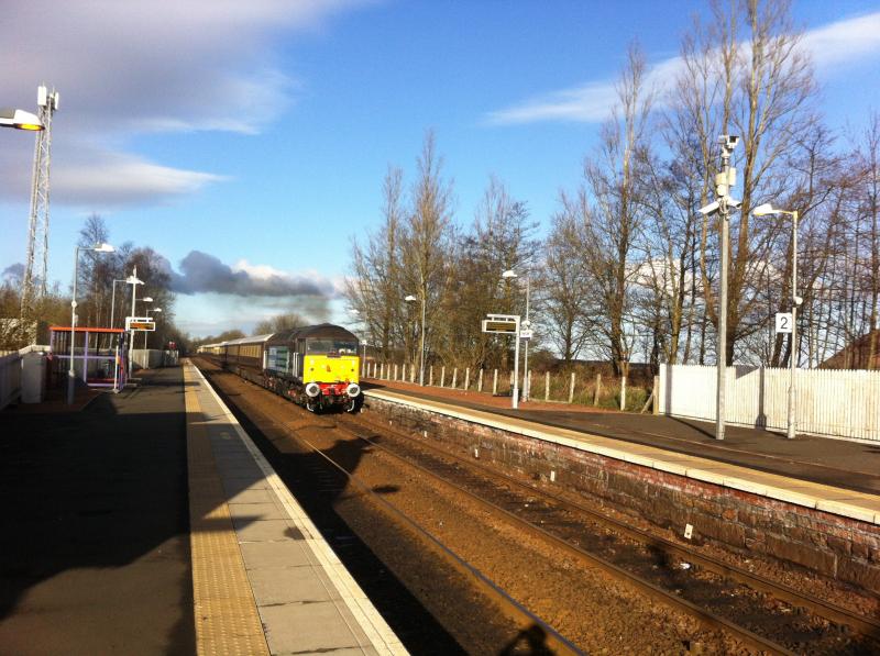 Class 47s inbound: The Northern Belle from Glasgow Central to Harrogate passes West Calder at 0749 am. The loco numbers are 47501 and 47790. Photo of Class 47s inbound