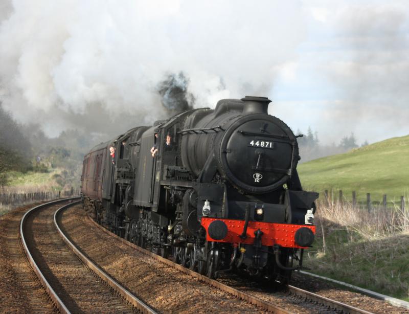 Gleneagles : Double Black fives heading for Edinburgh
44871 / 45407 Photo of Gleneagles