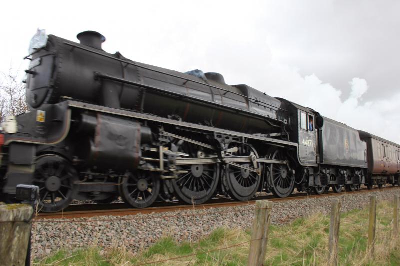 GBVI Edn - Inv: Bridge of Earn heading for Perth Photo of GBVI Edn - Inv